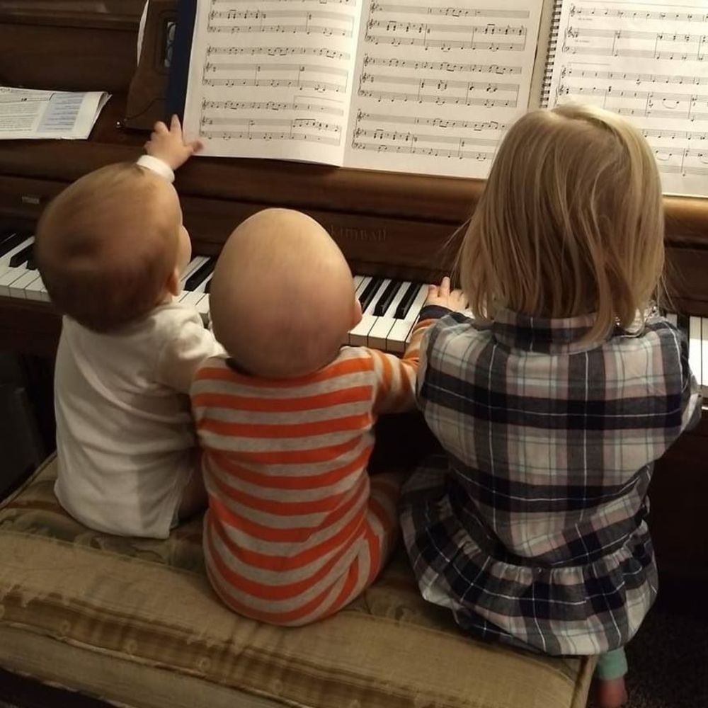 Meet your Posher, Joy